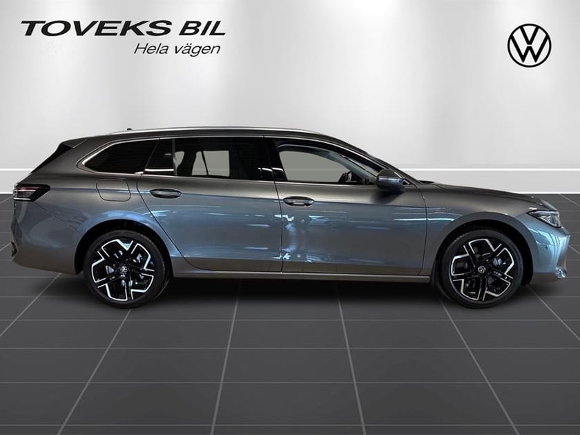 Bild 2 av Volkswagen Passat Variant eHybrid 272 DSG6 ELEGANCE