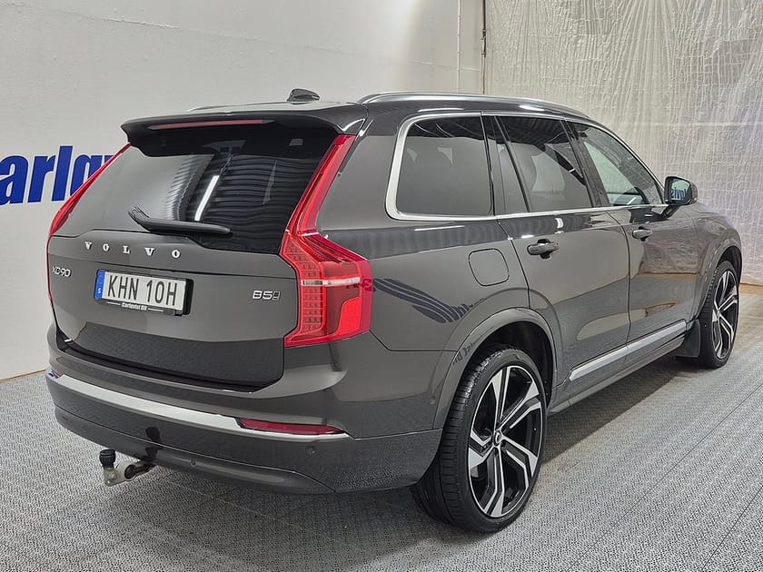 Bild 4 av Volvo XC90 7-seater AWD B5 MILDHYBRID 7-sits Dark plus 235HK 4x4 R-Design Läder