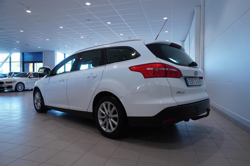 Bild 3 av Ford Focus Kombi 1.0 EcoBoost Titanium Drag Kamrem Bytt