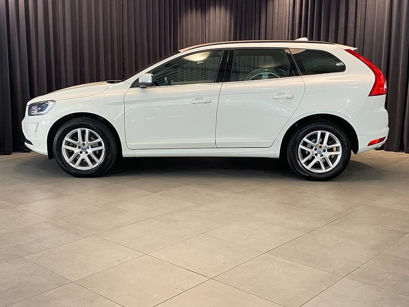Bild 5 av Volvo XC60 D4  AWD AUT Momentum / Polestar optim. / Drag / Värmare