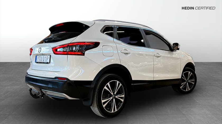 Bild 2 av Nissan Qashqai 1.3 DIG-T Tekna / Elsäte / 360° kamera /