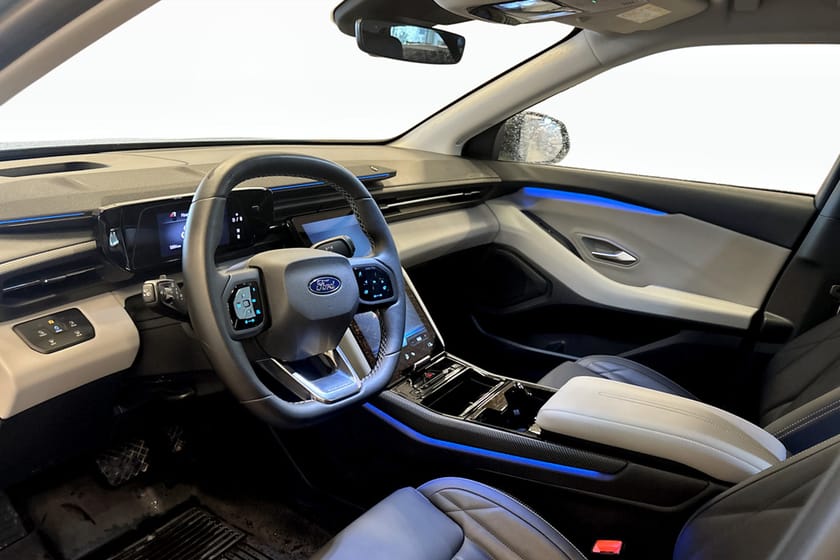 Bild 5 av Ford Explorer EV Extended Range AWD Premium AWD, Long (79 kWh) 340 hk (250 kW)