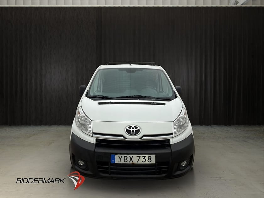 Bild 5 av Toyota ProAce Skåpbil L2 Ny-Kamrem Drag PDC 2xDörrar 3-Sit V-Inredd