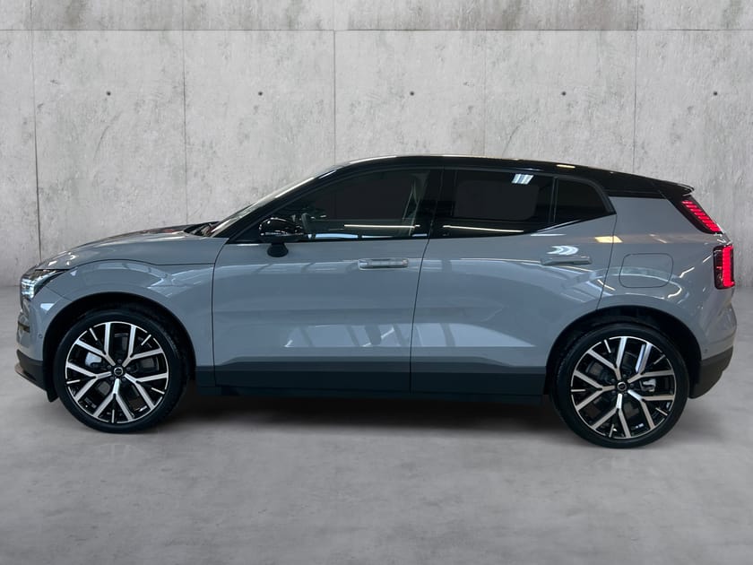 Bilde 2 av Volvo EX30 Twin Motor Performance Motor|Ultra|Pano|360.kam|H.Kardon|Carplay