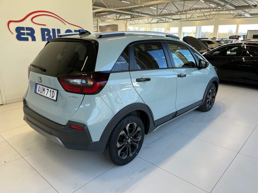 Bild 3 av Honda Jazz Crosstar e:HEV Serviceavtal 5 år/10000 mil, metallic, gummimattor