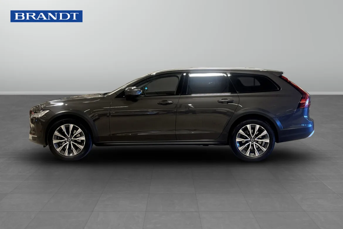 Volvo V90 Cross Country