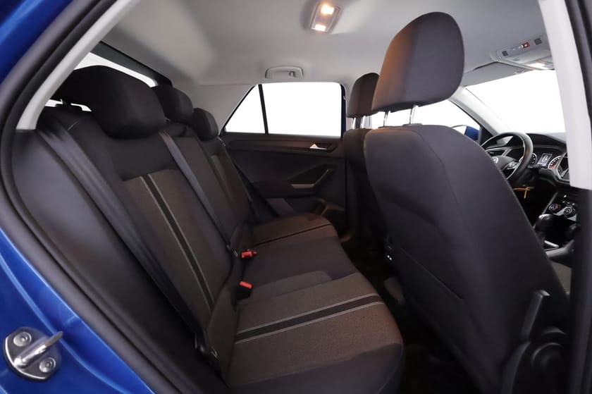 Bild 5 av Volkswagen T-Roc TSI 150Hk DSG R-LINE Backkamera