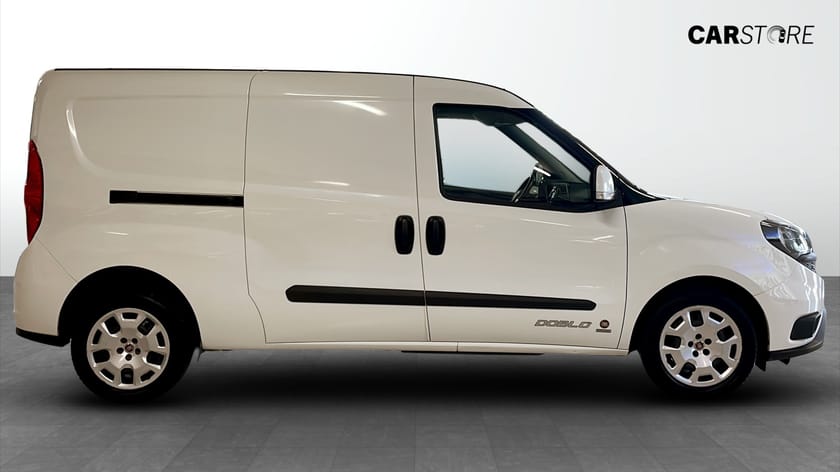 Bild 5 av Fiat Doblò Van Maxi 1.6 Multijet 105Hk / Drag / Kamera / S+V Hjul