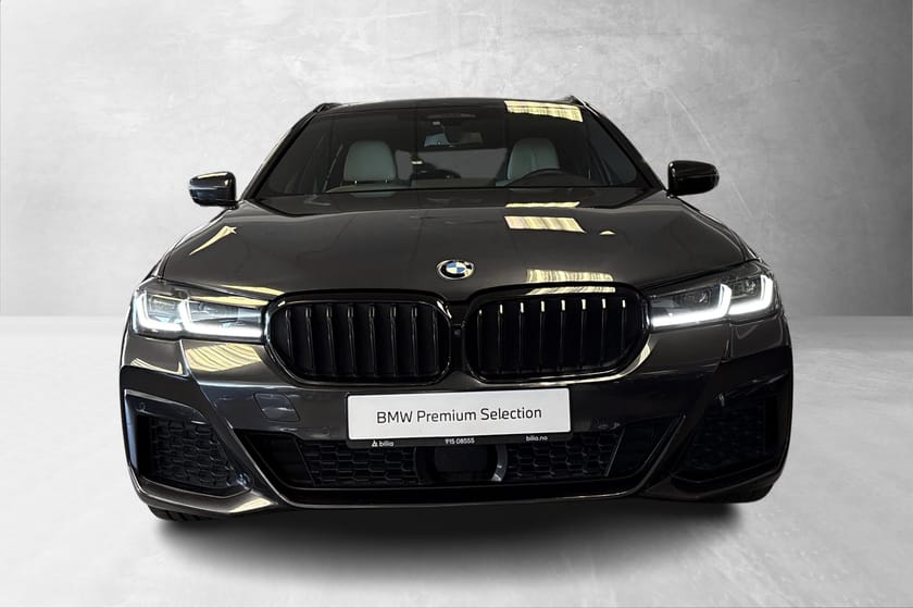 Bilde 3 av BMW 530e xDrive Touring M-Sport, Panorama, Komf.seter, H/K