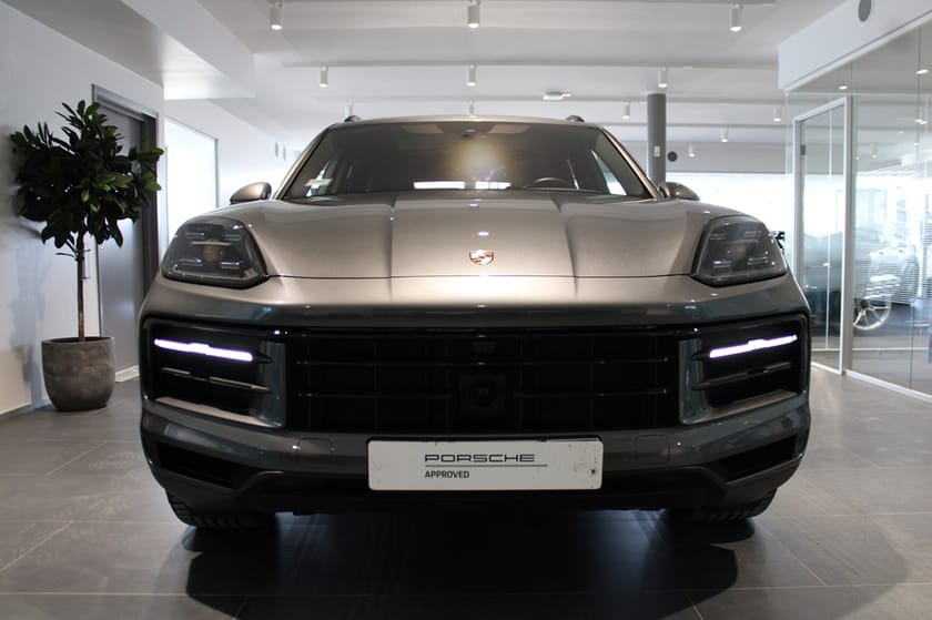Bild 3 av Porsche Cayenne E-Hybrid 