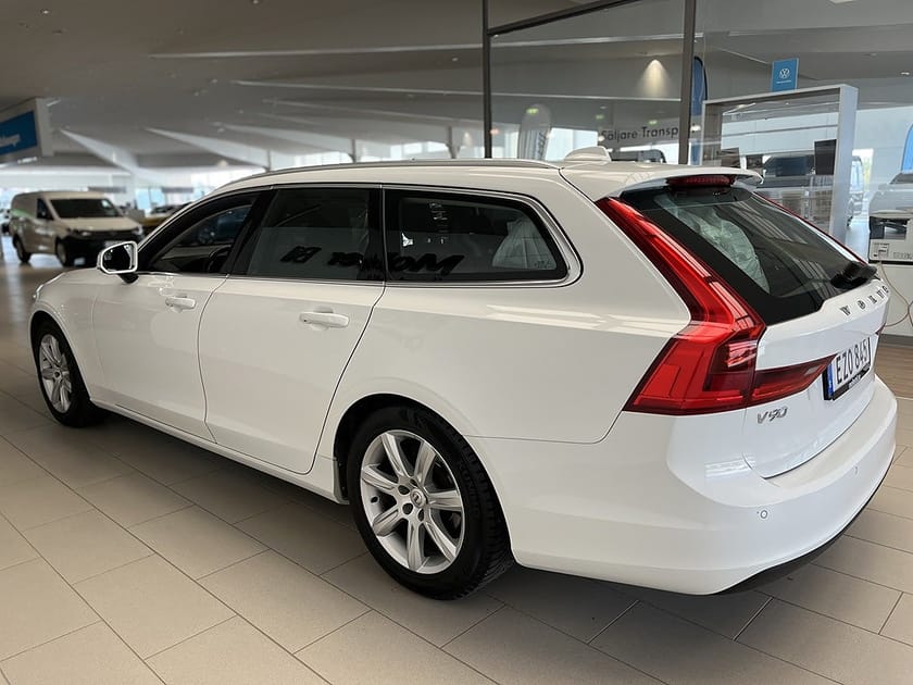 Bild 4 av Volvo V90 D3 150hk Advance I Dragkrok/Elbaklucka