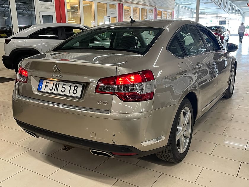 Bild 4 av Citroën C5 Sedan 2.2 HDi 204 hk, FULL UTRUSTAD