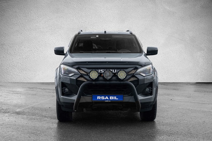 Bilde 4 av Isuzu D-Max Space Cab 1,9 4 dørs dobbel /aut./black edition/magnum pk
