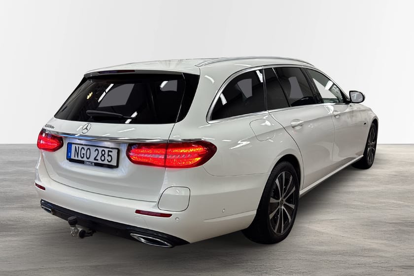 Bild 3 av Mercedes-Benz E 300 de T PLUG-IN Aut Avantgarde