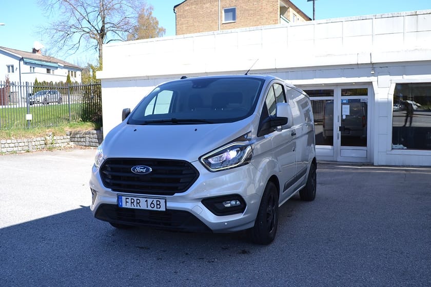 Bild 1 av Ford Transit Custom 300 2.0 SelectShift 130hk Drag+värmare