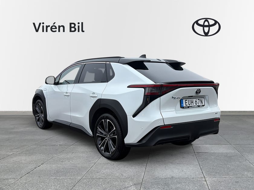 Bild 3 av Toyota bZ4X – (AWD Executive JBL Skinn 360 Vhjul)