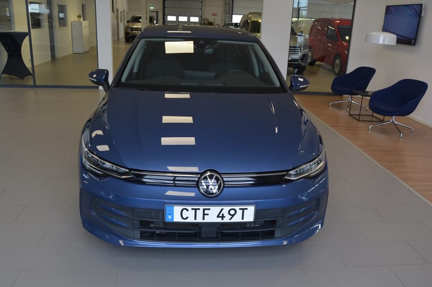 Bild 2 av Volkswagen Golf Life Edition 1.5 eTSI 150 DSG7