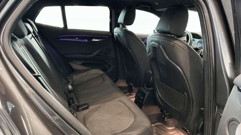 Bild 5 av BMW X2 xDrive25e M sport, Rattvärme, HUD