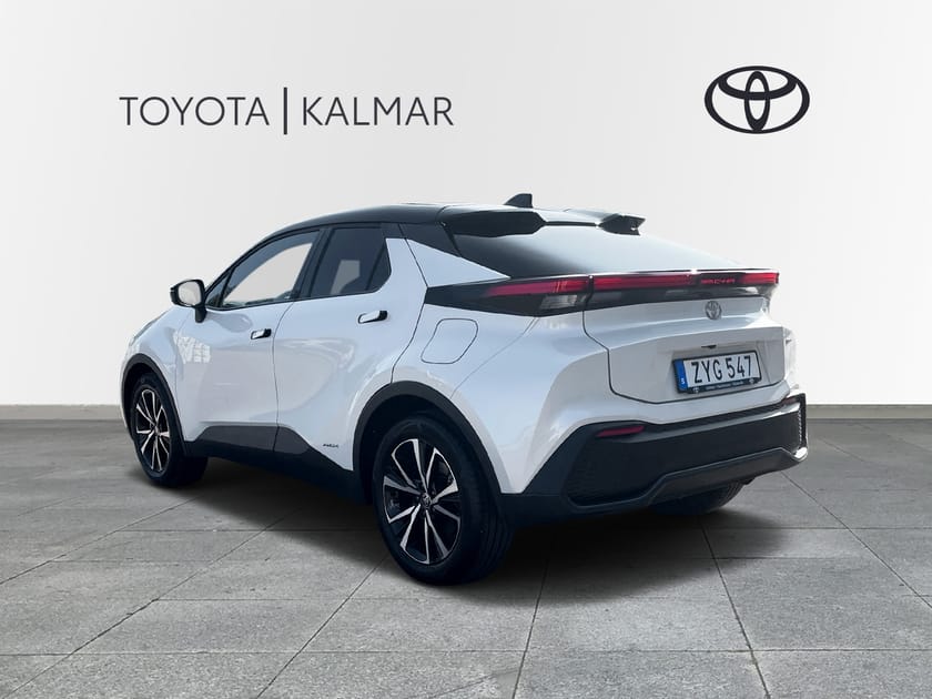 Bild 2 av Toyota C-HR Hybrid AWD-i 2,0 – Style Teknik paket Navigation Rattvärme
