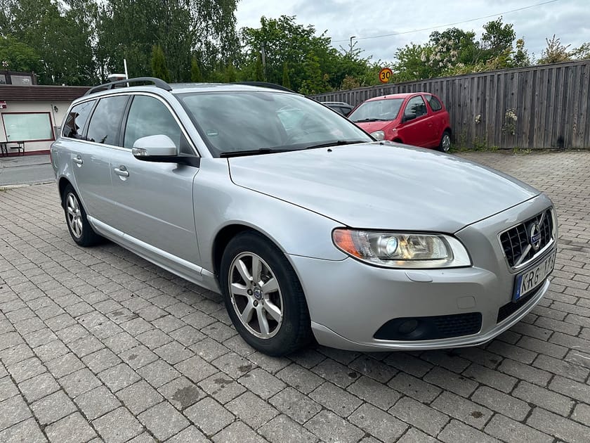 Bild 2 av Volvo V70 1.6D DRIVe Momentum Euro 4/Ett års garanti