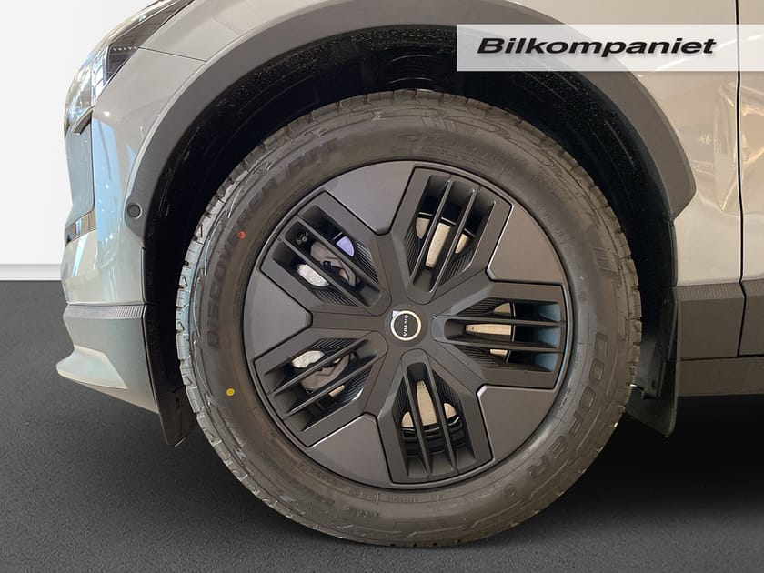 Bild 5 av Volvo EX30 Cross Country Twin Motor Performance /Dragkrok/All-Terrain hjul/H&K/Lastkorg/Stänkskydd F/B