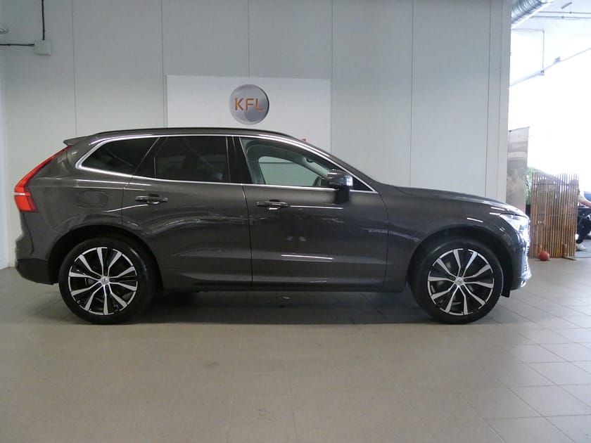 Bild 5 av Volvo XC60 B4 AWD Aut-Drag-Navi-Kamera-BLIS-VOC-Värmare-Skinn-SoV