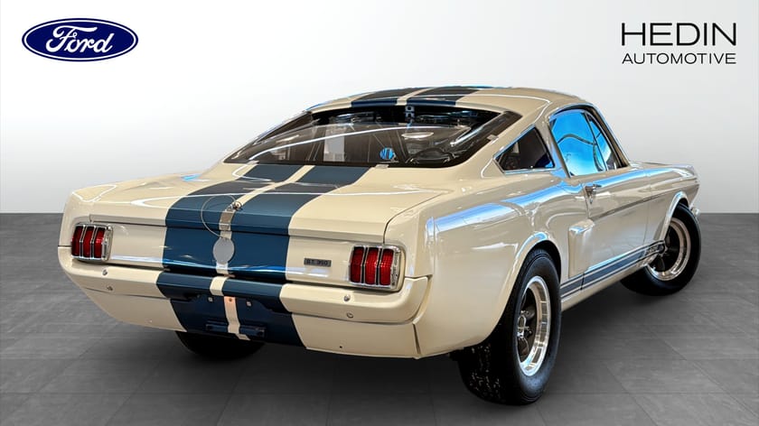 Bild 2 av Ford Mustang Fastback Shelby GT350R 4.7 V8  | OVC C/M | UNIK