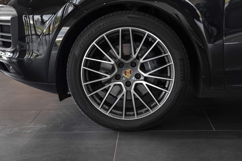 Bilde 5 av Porsche Cayenne E-Hybrid aut. Sp.eksos,LED-Matrix,18-veis,BOSE®,360-cam,21''++