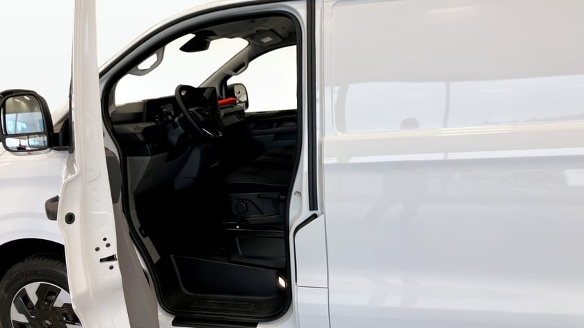 Bild 5 av Ford Transit Custom 320 Plug-in Hybrid Skåp Trend 320L PHEV Automat