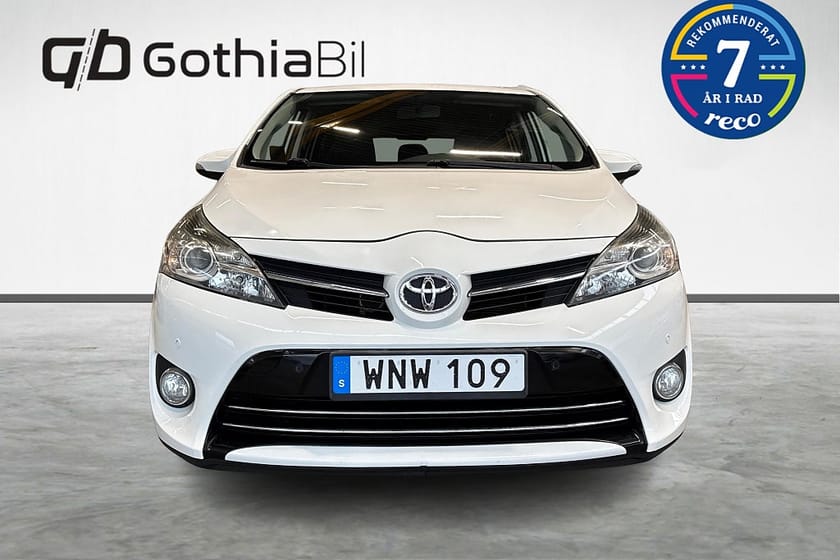 Bild 2 av Toyota Verso 1.8 Valvematic Multidrive S Farthållare Drag Backkamera