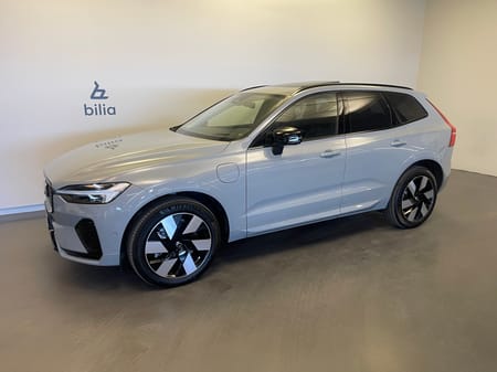 Volvo XC60 T6 Ultra Dark / Harman Kardon / Navigation / Tonade rutor /