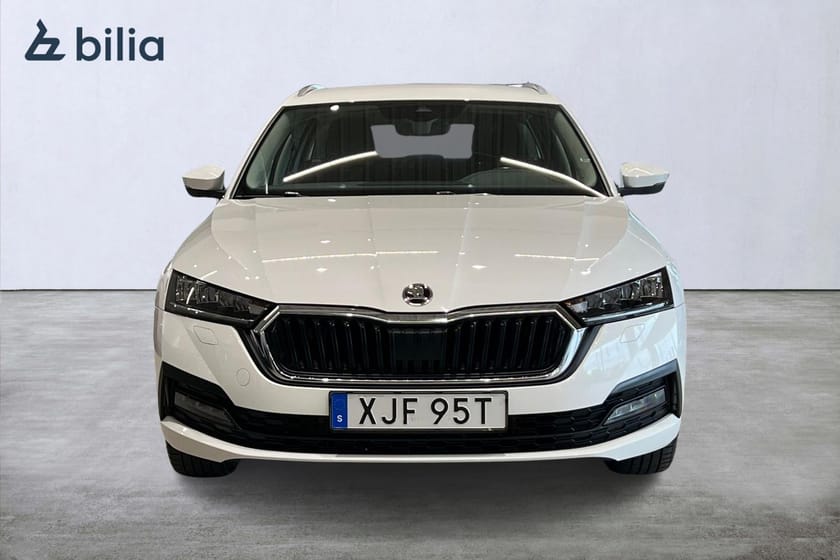 Bild 2 av Škoda Octavia Kombi 1,0 Ambition TSI 110 DSG M-HEV VÄRMARE DRAG