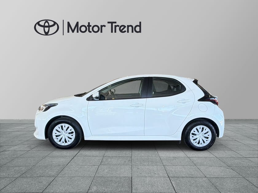Bild 3 av Toyota Yaris Hybrid 115 CVT 116hk,Active,3.750mil
