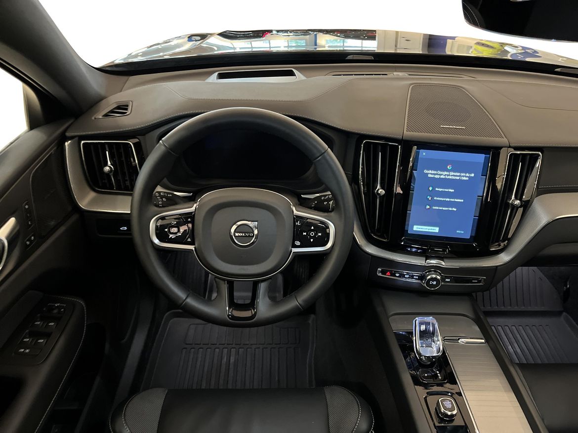 Volvo XC60 2025 - miniatyr 9