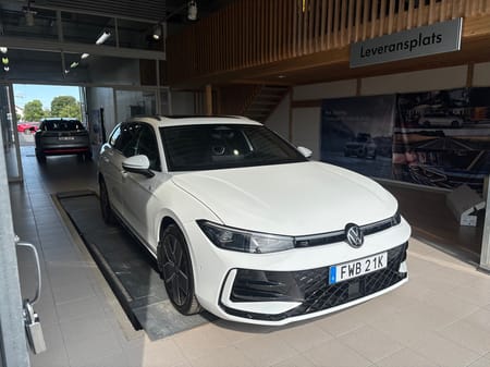 Volkswagen Passat Variant eHybrid PB   R-LINE 1.5 TSI 272 HK