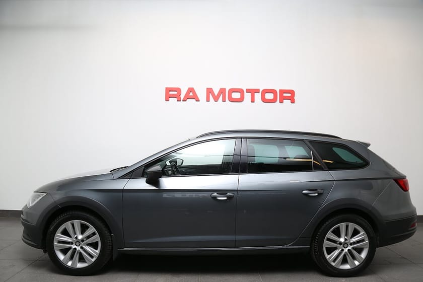 Bild 3 av SEAT Leon X-Perience 1,4 TSI 125hk P-sensorer Motorv Dragkrok