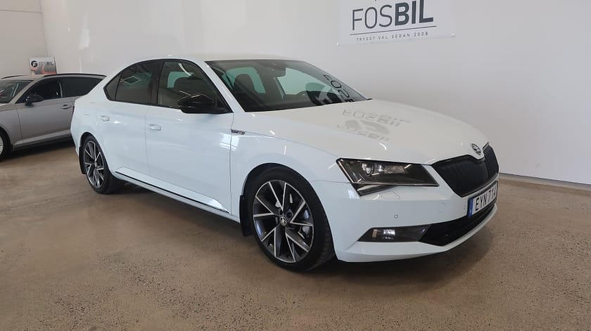 Bild 1 av Škoda Superb Skoda *RÄNTEKAMPANJ 3.45%*2.0 TDI 4x4 Sportline Värmare-SoV