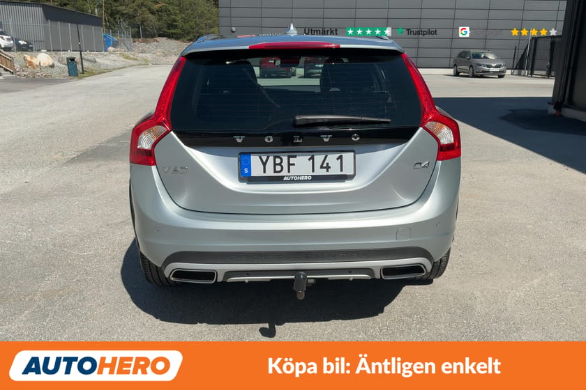 Bild 4 av Volvo V60 Cross Country D4 Summum / Värmare, Dragkrok, VOC, Taklucka
