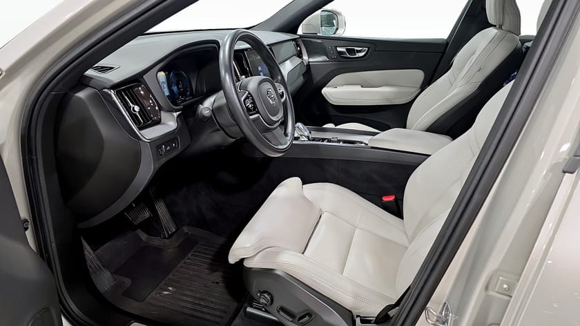 Bild 5 av Volvo XC60 T8 AWD Recharge Geartronic 392hk Inscription | Dragkrok