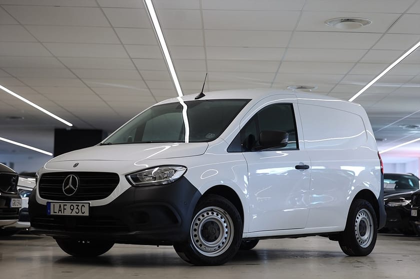 Bild 3 av Mercedes-Benz Citan 110 CDI 95hk B-kamera CarPlay Drag MOMS