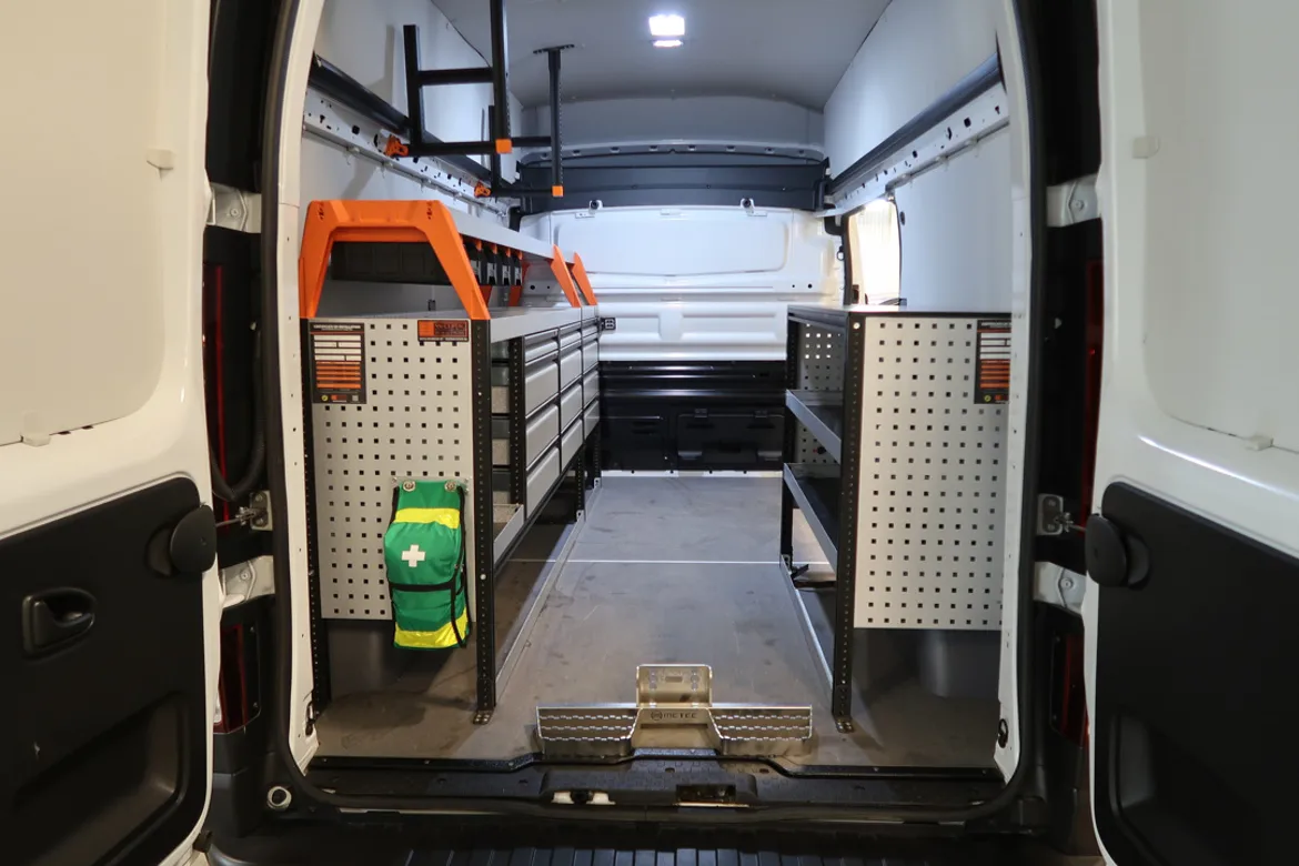 Renault Trafic Skåpbil
