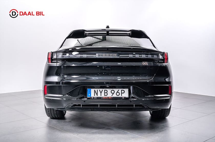 Bild 5 av Zeekr 001 100kWh AWD 544HK PRIVILEGE LUFTFJÄD YAMAHA® 3DVIEW