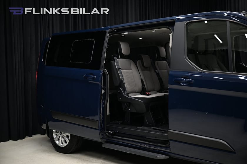 Bild 5 av Ford Tourneo Custom 320 130HK Automat|9-Sits|Dubbeldörr|Lågmil|Kambytt