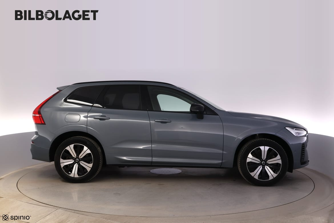 Volvo XC60 2023 - miniatyr 2