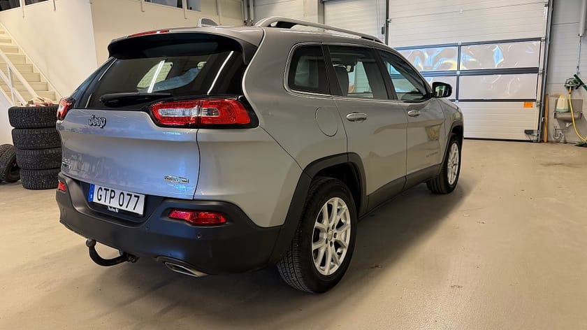 Bild 3 av Jeep Cherokee 2,0 CRD 170 4WD Longitude Aut / Drag / Keyless Go