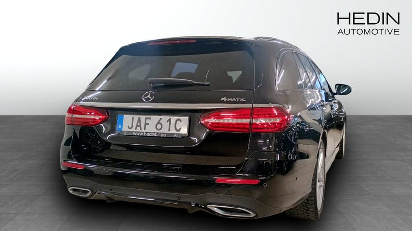 Bild 3 av Mercedes-Benz E 300 T de 4MATIC // AMG // BURMESTER // NIGHT