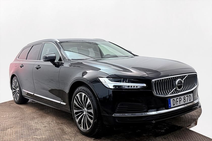 Bild 4 av Volvo V90 Recharge T6 AWD Momentum Drag Navi Kamera Värmare 350hk