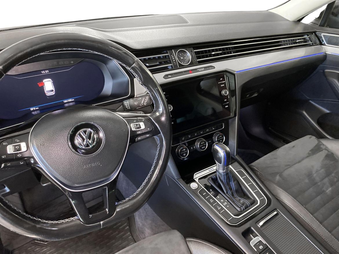 Volkswagen Passat 2019 - miniatyr 8