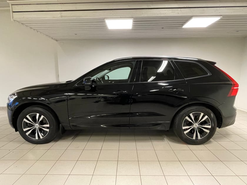 Bild 3 av Volvo XC60 B5 AWD Bensin Momentum SEIII