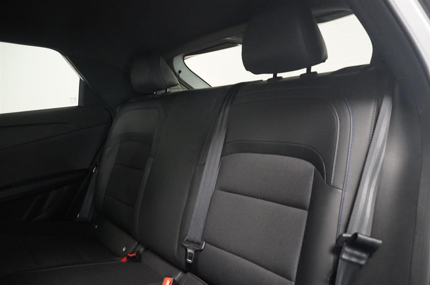 Bild 5 av MG 4 Electric Long Range Lux 64 kWh CarPlay 360kam Elstol